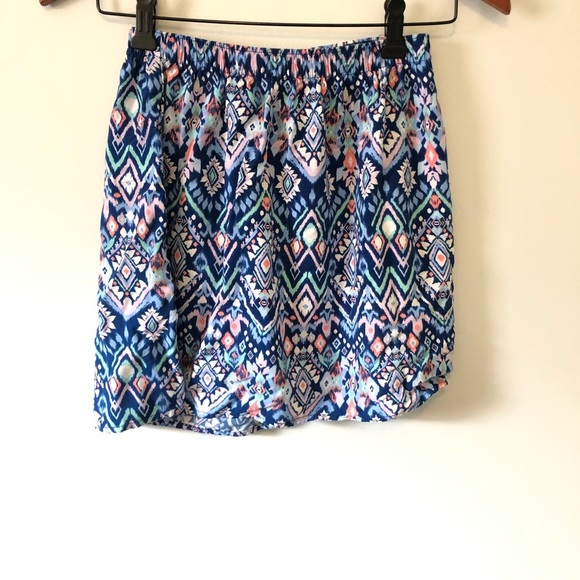 SALE 2for$15 H&M DIVIDED Soft Geometric Summer Mini Skirt​ - Picture 2 of 4
